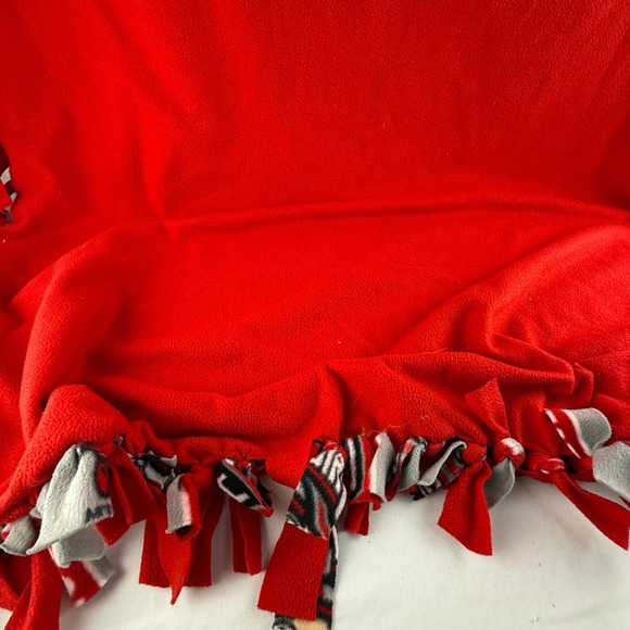 Ohio State Buckeyes NCAA Football Fleece Throw Blanket Red Gray 60x48 Handmade - Picture 6 of 7